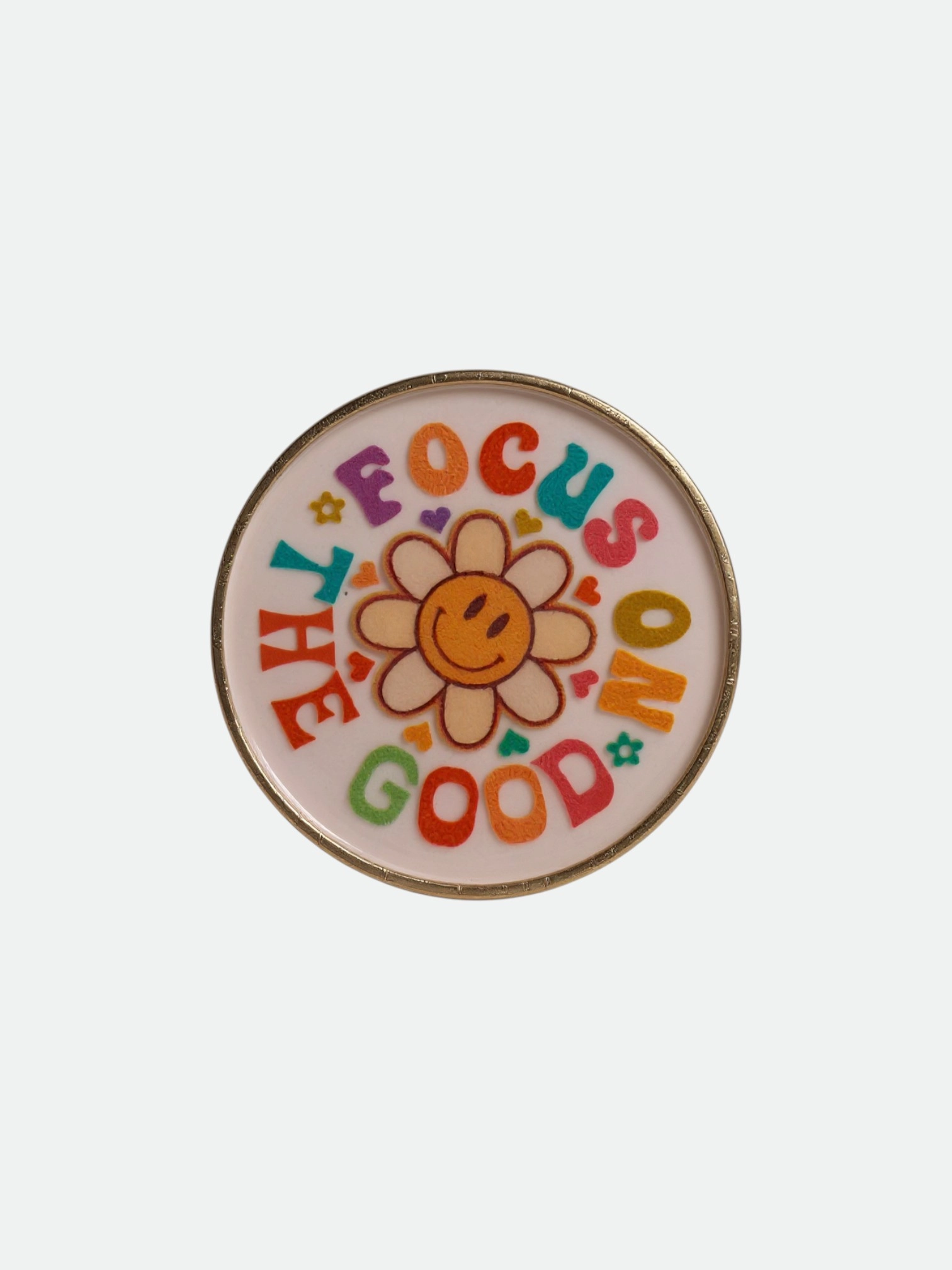 Focus On The Good Yazılı Papatya Figürlü Renkli Rozet Pin